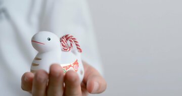 【運命の分かれ道】去年の干支の置物は、どうするのが正解?
