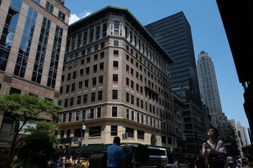 米IT大手が不動産買いあさり、コロナ禍で加速
