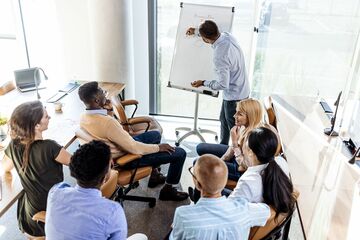 新入社員の離職防止、入社30日が勝負
