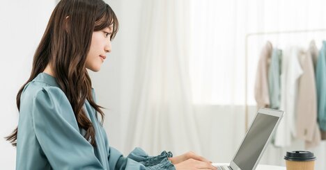 AIに「いい感じのメールを書いて」と指示する人は仕事ができない。頭のいい人は何と言う？