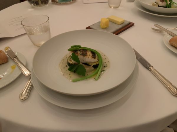 「オーベルジュ・ド・リル トーキョー」の魚料理
