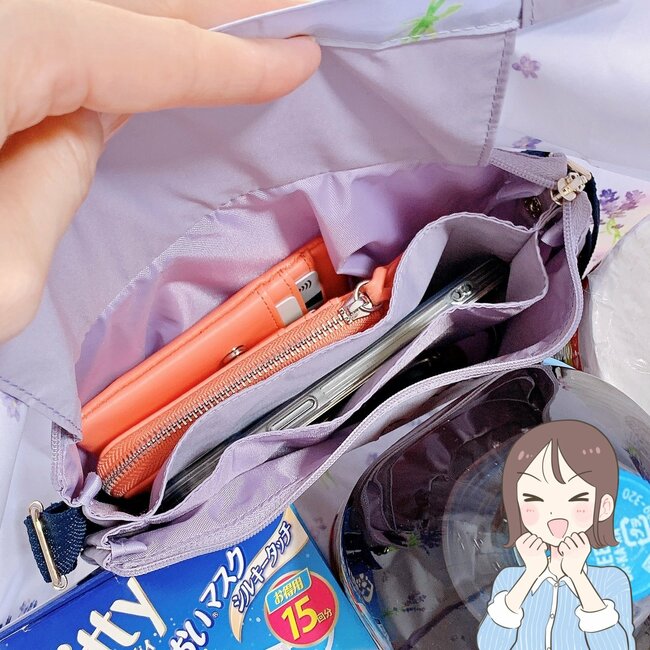 一瞬でトートバッグに大変身!アフタヌーンティーの「天才すぎるサコッシュ」2日分の荷物が入って便利!《購入レビュー》