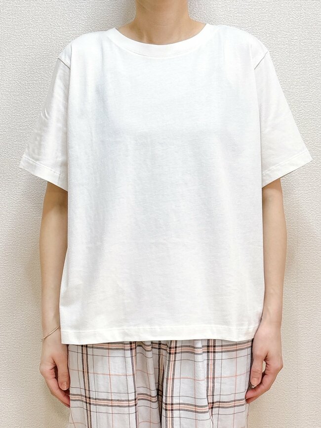 家でも外でも大活躍…!無印良品の“楽ちんルームウェア”着たまま外に出られるオシャレさなんです!