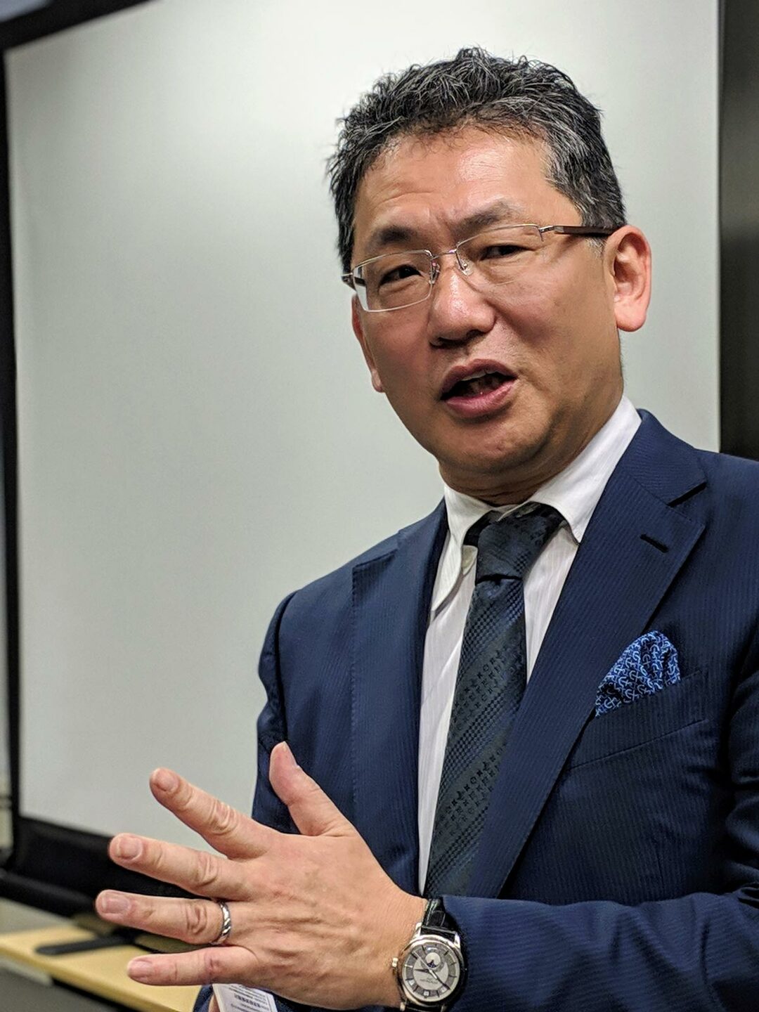 Lixilでクーデター 解任された前ceoが創業家に反旗の 勝算 Inside Enterprise ダイヤモンド オンライン