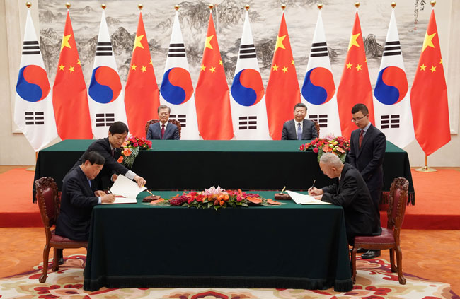 中国の外交はなぜ韓国に厳しく日本には甘くなっているのか