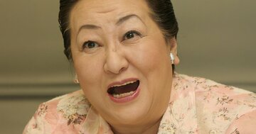 Netflix話題作モデル「細木数子」のあまりに凄絶な原点…銀座のバーでホステスが目撃した“禁断の商法”