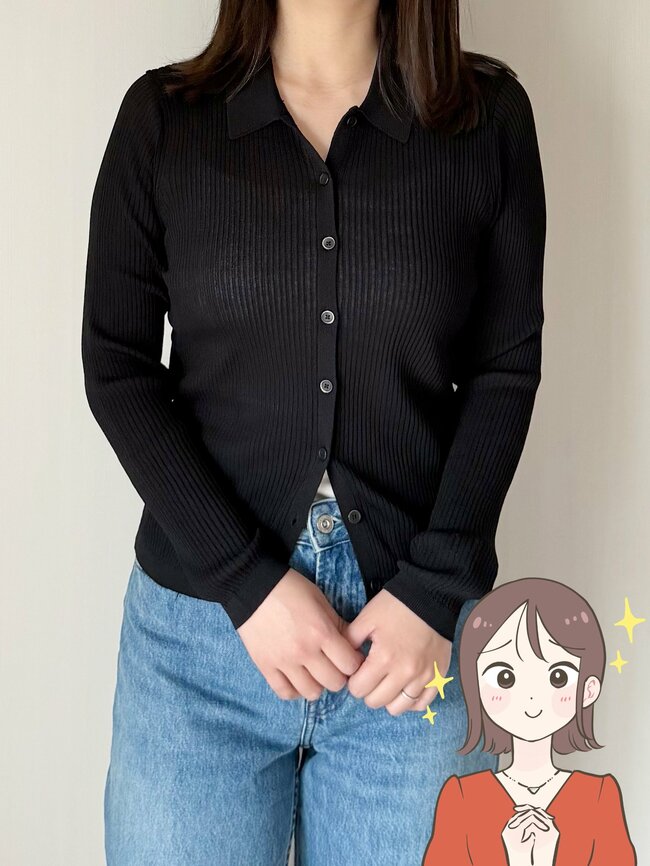 「マイナス5kg見え」「2枚買いした」ユニクロの“着痩せトップス”が色違いも欲しくなるオシャレさ！「シワにならないから最高」《購入レビュー》