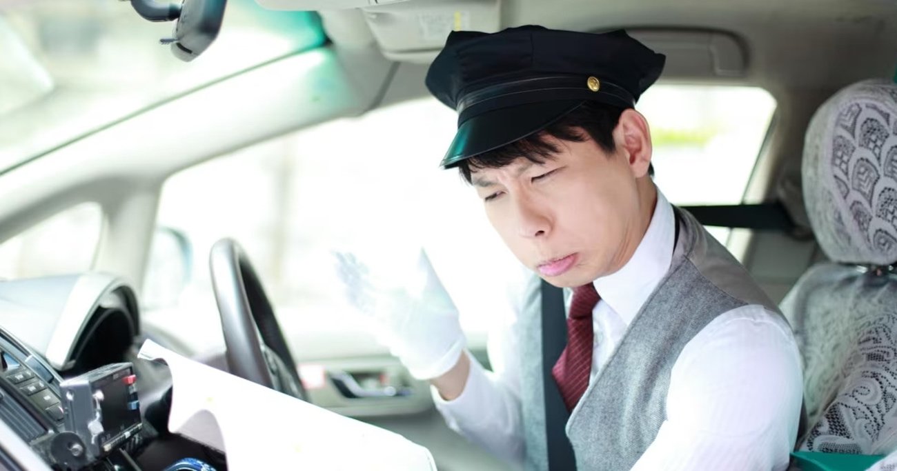 タクシー運転手が「道わからない」と遠回り、返金してもらえる？弁護士の答えは