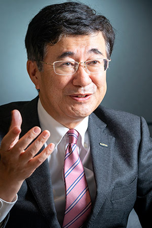 富士フイルムホールディングスの岡田淳二取締役
