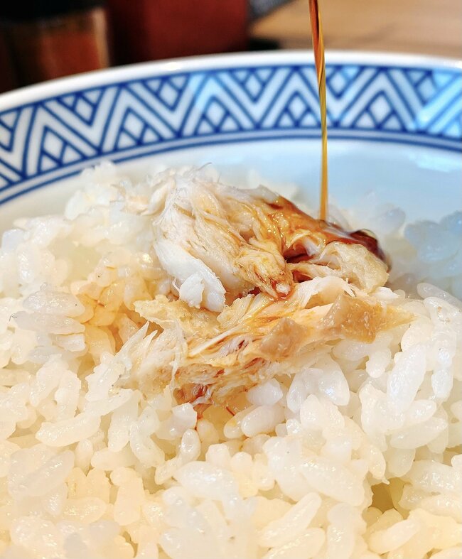「ガチでうまい」「白米が足りなくなる」吉野家の“よくばり定食メニュー”ご飯おかわり無料が嬉しい！「ファーストフードのメニューとは思えない」《実食レビュー》