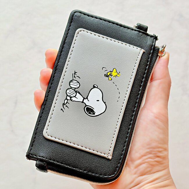 普通の財布に戻れないかも…！しまむら×スヌーピーの「ミニ財布」サッと取り出せてお会計がスムーズ！《購入レビュー》