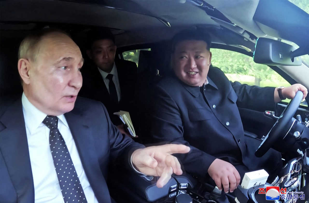 金正恩氏からロシアに「贈り物」、最近は労働者 - The Wall Street Journal発