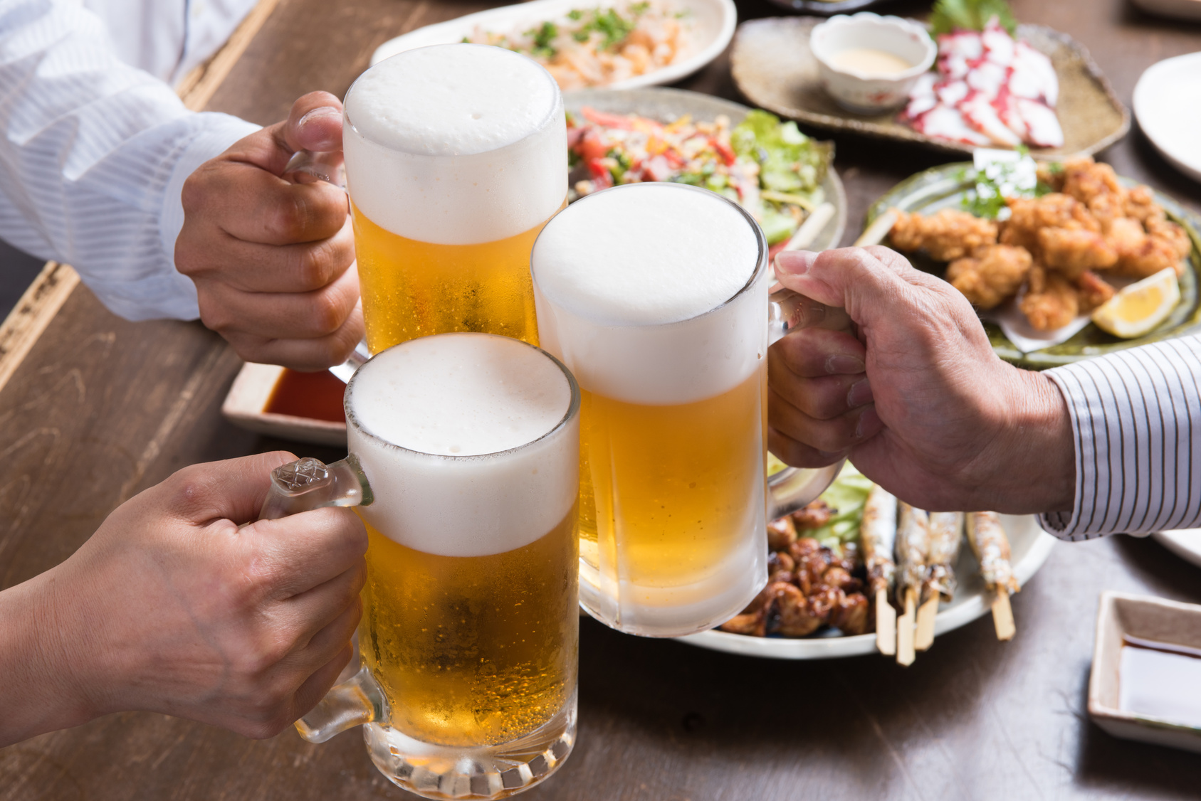 なぜ、飲み代をケチる人は出世しないのか？