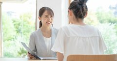 話が盛り上がり相手が大興奮！ どう声をかけてクールダウンする？