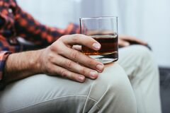 男性の飲酒「1日1杯まで」 米答申に賛否