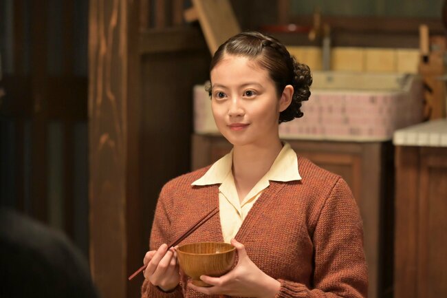 登美子(松嶋菜々子)と鉄子(戸田恵子)…意地っ張りで哀しい背中を持つ2人のすれ違う優しさ【あんぱん第97回レビュー】
