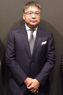 萩野琢英(はぎの・たくひで)
1964年東京都生まれ。山一證券入社後、アナリスト業務を経て、ロンドン・ニューヨーク現地法人に勤務。2000年ピクテに入社後、日本で年金、投資信託、商品開発業務に携わる。2007年からはマネージング・ダイレクターとしてグループ本社(ジュネーブ)にて商品開発およびマーケティング業務に従事。2011年に日本法人の代表取締役社長に就任。ピクテ・グループ・エクイティ・パートナー。2016年より一般社団法人投資信託協会、資産運用業強化委員会委員。日本証券アナリスト協会検定会員(CMA)。