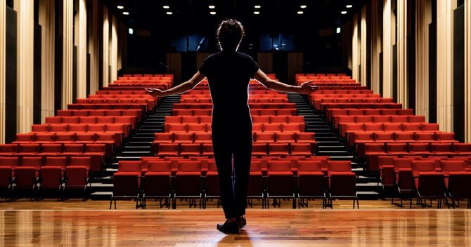 写真:役者のイメージ