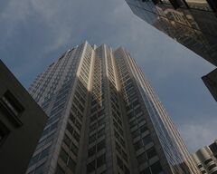 米銀SVB、最後の数時間　資金獲得に奔走