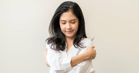 「感情を抑えるのが大人」…その考えが自分を壊す危険な理由