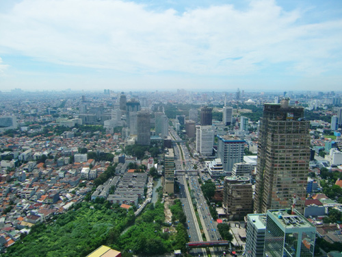 インフラ整備が追いつかない！ジャカルタへの日系企業進出と人材バブルはひと段落!?
