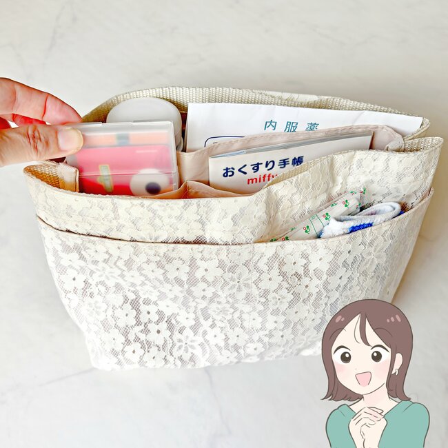 おくすり手帳や処方薬がまるっと入る！アフタヌーンティーの“ポケットたくさん収納”が理想的すぎる！「整理しやすい」「イライラが解消」