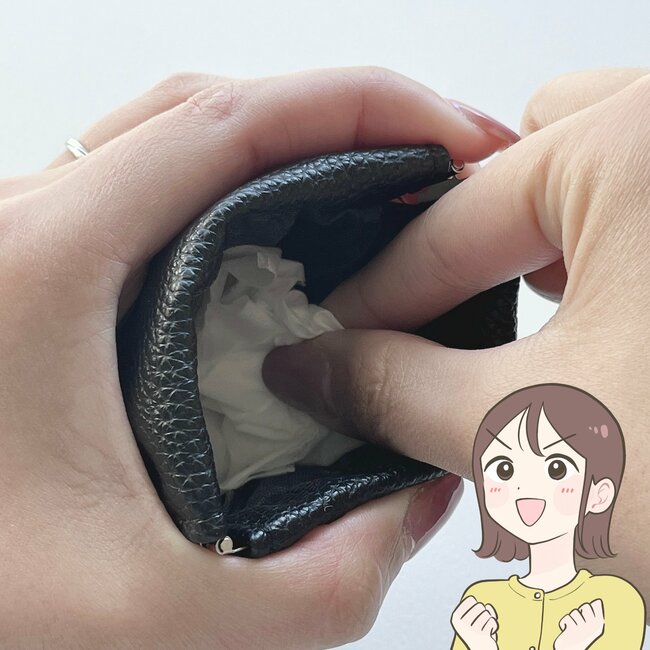 「即買いでした!」「なんて理想的」3COINSの“ゴミ箱にもなるティッシュポーチ”ありそうでなかった名品です!「花粉の季節に大活躍」