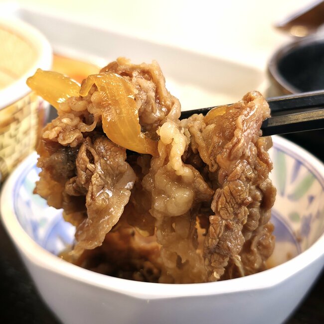 「朝からなんて贅沢」「もはや昼飯である」ガストの“わんぱくモーニング”スープとドリンクバー付きで大満足すぎる！「重すぎてわらう」