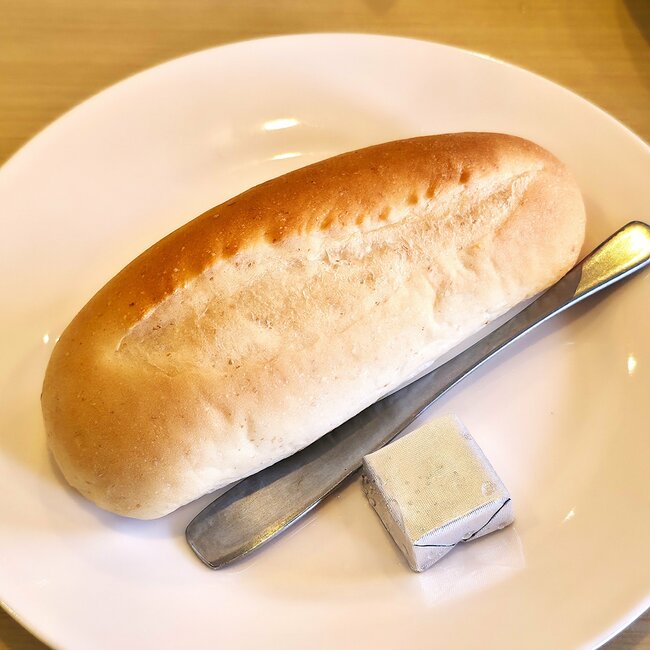 「全人類食べて」「かなり好きです」ガストの“平日ランチセット”美味すぎてソースまで完食しちゃった!「感動的なおいしさ」「定期的に食べたくなります」【実食レビュー】
