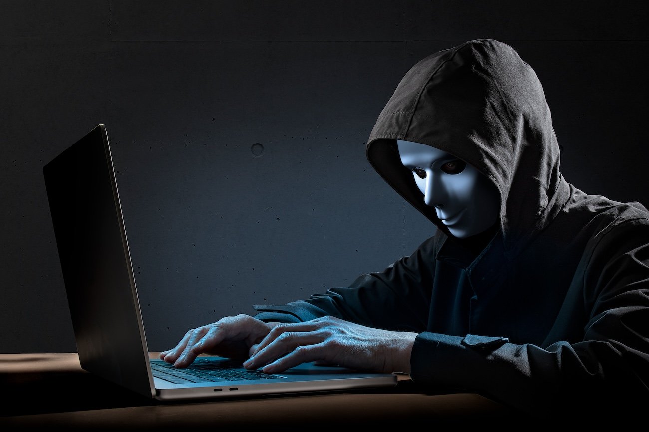 ウソの情報を拡散、世論を誘導…SNSで情報操作を行う集団「トロールファーム」とは？ イーロン・マスクによるツイッター買収劇から見る、SNSの「言論の自由」の行方