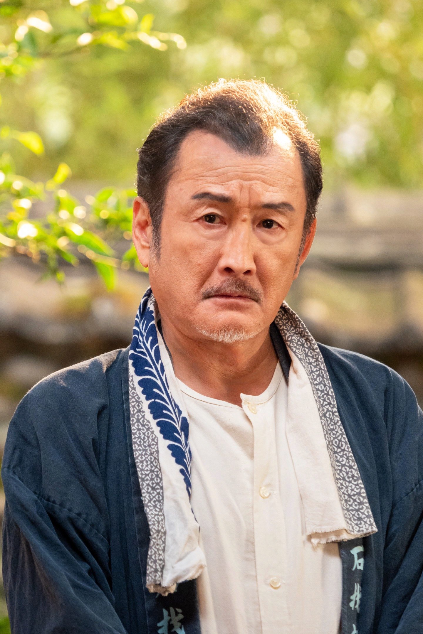 『花子とアン』でブレイクした吉田鋼太郎が誓う「朝ドラ」への恩返し、コンプラ時代に“頑固オヤジ”をどう作る?【あんぱん】