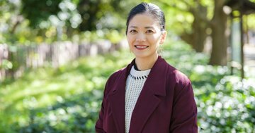 【整体プロが指南】腰痛が出やすい人は「立ち姿」でわかる? 早めに整えておきたい場所とは?