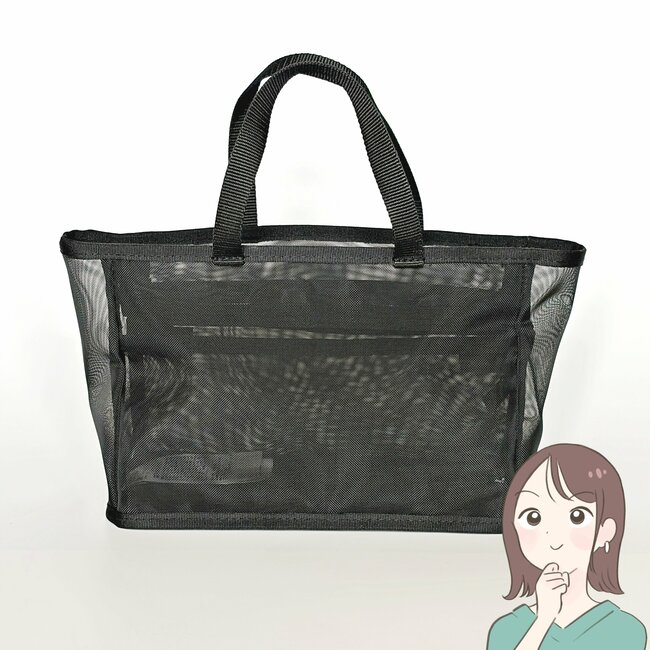 「濡れてもすぐ乾く」「汚れが目立たない」無印良品の“風通しのいいポーチ”ポケット豊富で優秀すぎる！「追加で購入予定です」