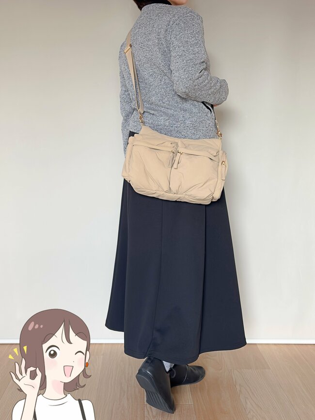 「再入荷で買えました」3COINSの“ポケットたくさんバッグ”収納力すごすぎる！「毎日使っています」「買って正解でした！」