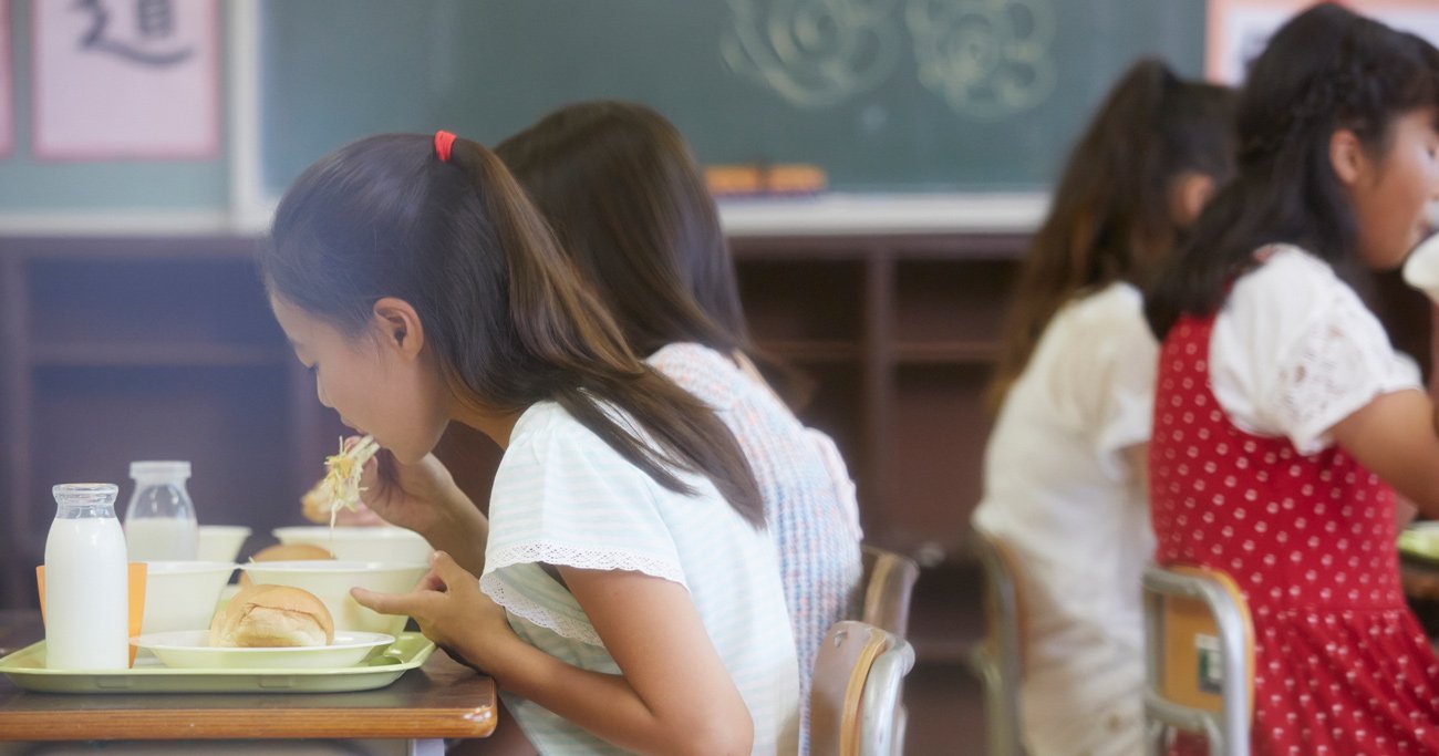 「給食が出ないってウソだろ？」新学期に全国パニック…700人解雇の“無責任倒産”がひどすぎた