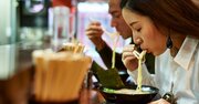 後輩が得意げに「ラーメンはスープから味わうのがマナー」→どう返すのが大人の対応？