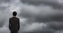 50代から「不幸になっていく人」の特徴・ワースト1