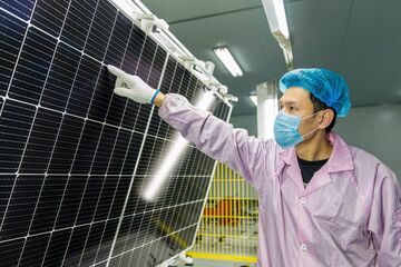 中国のソーラー産業、今後も快晴は続く