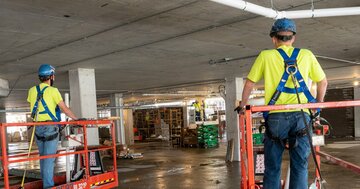 ホワイトカラーは配管工を目指すべきか？AI時代のブルーカラー礼賛論に潜む「4つの誤解」