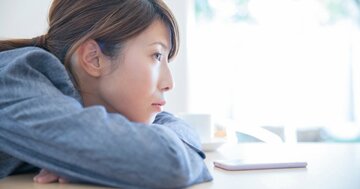 【精神科医が教える】自分を責める「脳内裁判」は即中止…幸せな人が持つ“魔法のまな板”とは？