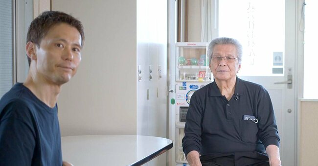 （左からおれんじ株式会社・現代表の鍬形孝一氏、先代の鍬形拓男氏）