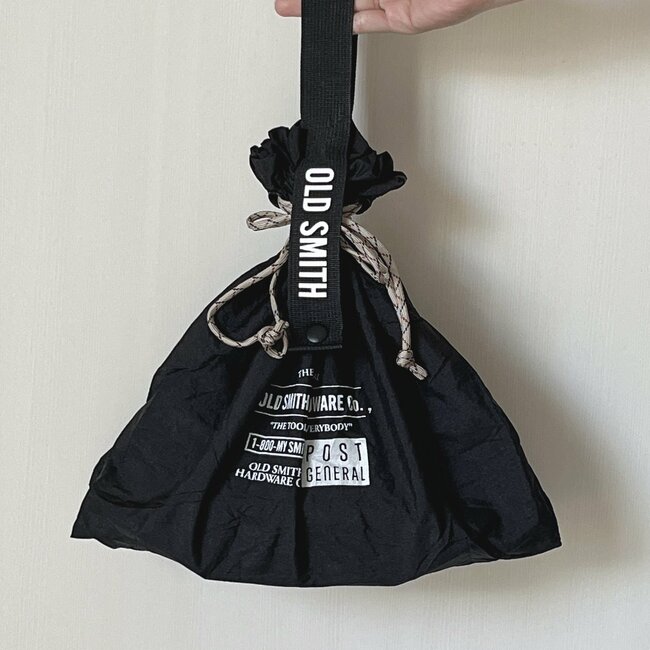 「サイズ感、見た目、全て好み」ニコアンドの“おしゃれエコバッグ”巾着のシルエットが可愛すぎる！「3つ買いしちゃいました」「意外とたくさん入るので便利」