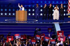 労組リーダー、ハリス氏支持を呼び掛け＝米民主党大会