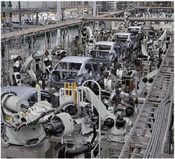 現在は部品在庫で対応しているが、今後滞るようになれば、自動車の生産活動に幅広く影響が出る可能性も。