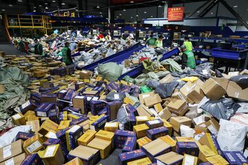 中国の不動産締め付け、アリババのさらなる逆風に