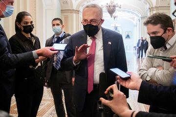 米上院、つなぎ予算案可決　3月11日まで