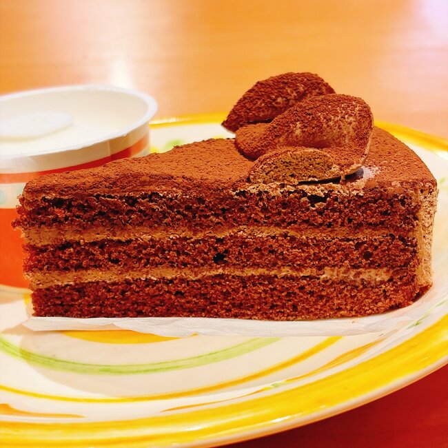 「ワンホール分食べたい」「美味しくて感激した」サイゼリヤの“よくばりデザートセット”幸福感がえげつない!「また食べたい」