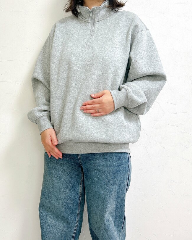 「夫婦で気に入っています」GUの“2990円→1990円スウェット”たっぷり着まわせてコスパ抜群！「とにかく高見え」「裏起毛でめちゃくちゃあったかい」