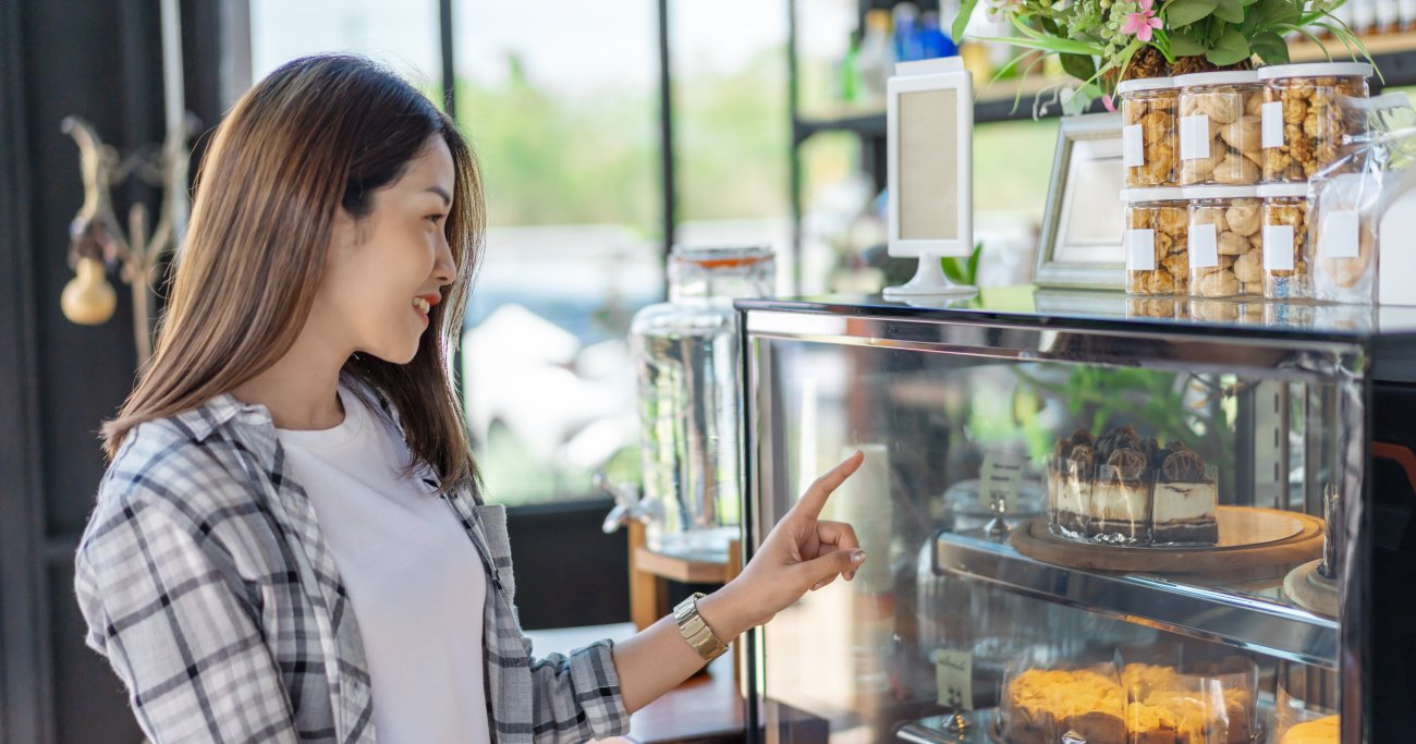 育ちがいい人が買い物中に決してやらないこと