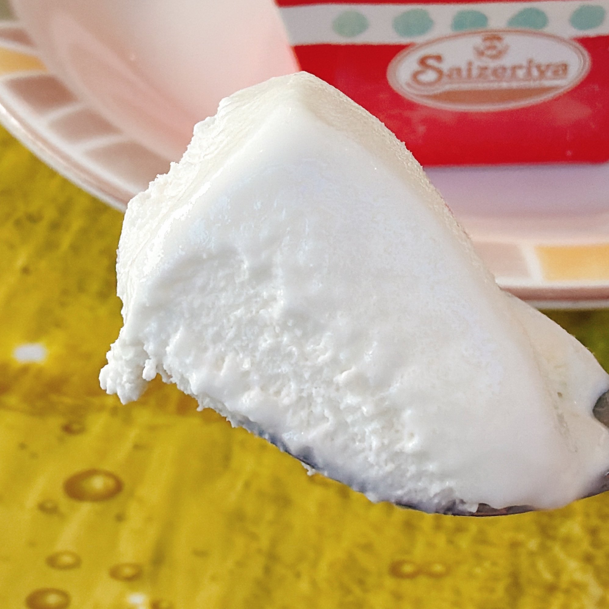 「毎回頼んじゃう」サイゼリヤの“350円デザートセット”幸福感がスゴいんです!「朝昼晩食べたい」「泣いちゃうくらい美味しいわ」